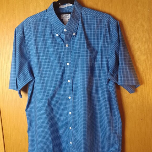 L.L. Bean 100% Cotton Wrinkle Resistant Large Traditional Fit Blue Check Shirt - Picture 1 of 3